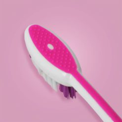 cepillo dental para adultos detalle del limpiador de lengua