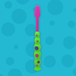 Cepillo dental con forma de oruga para niños visto desde la parte posterior