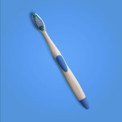 Perspectiva frontal de cepillo dental para adultos con detalles azules