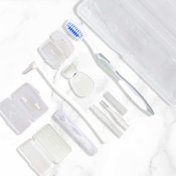 perspectiva de contexto de kit de ortodoncia K23 color blanco