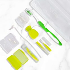 perspectiva de contexto de kit de ortodoncia K23 color verde