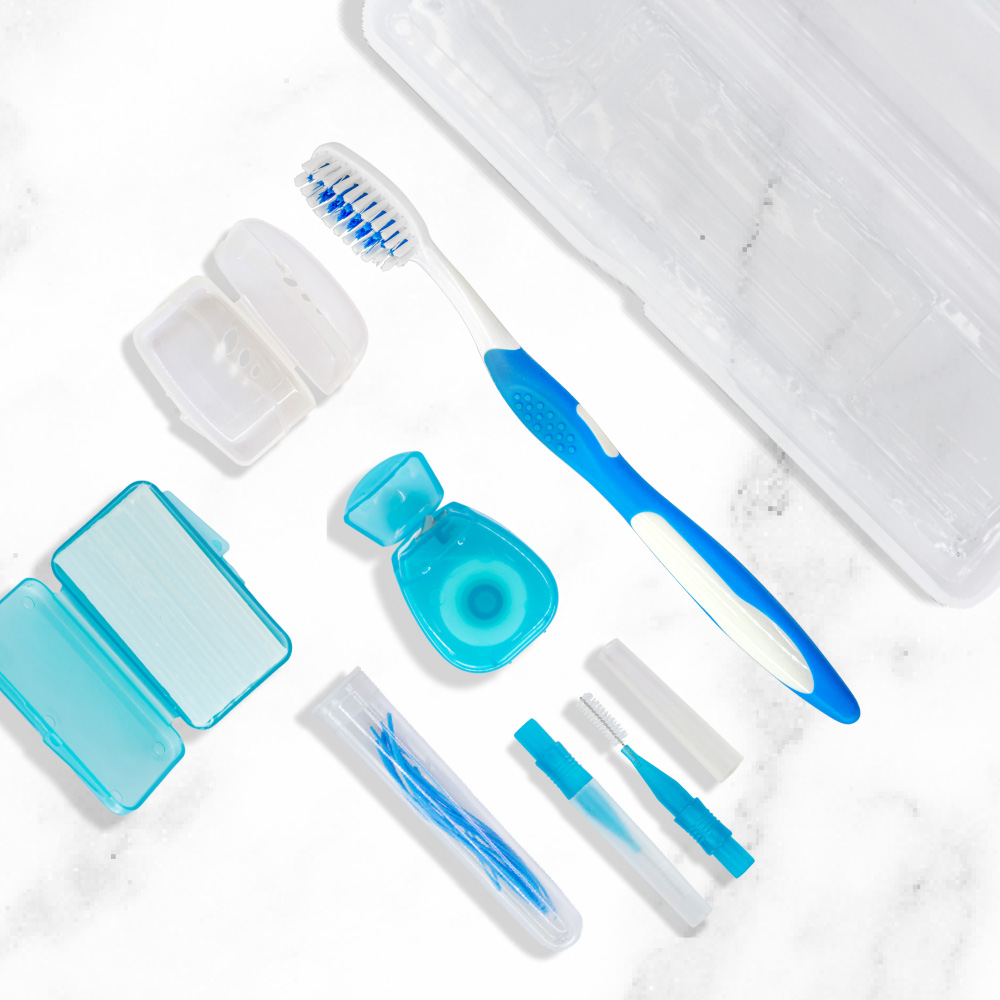 kit de ortodoncia K277 color azul en contexto