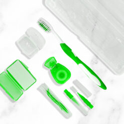 kit de ortodoncia K277 color verde en contexto
